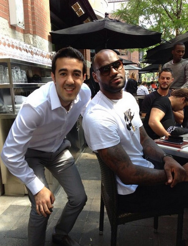 队报：法国队世界杯26人大名单已经确定16人，竞争很激烈（队报：法国队世界杯26人名单已锁定16席，名额之争白热化）